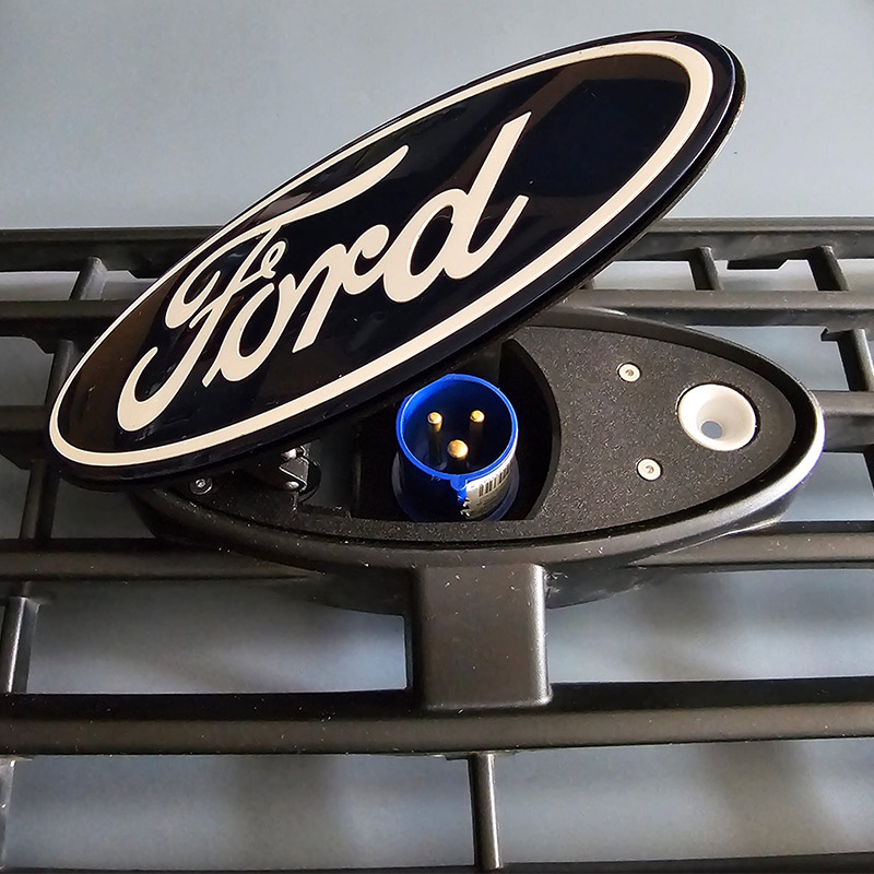 Front Grille Mounted Electric Hookup Point - Ford Transit Custom 2nd Gen (2024 - Onwards)