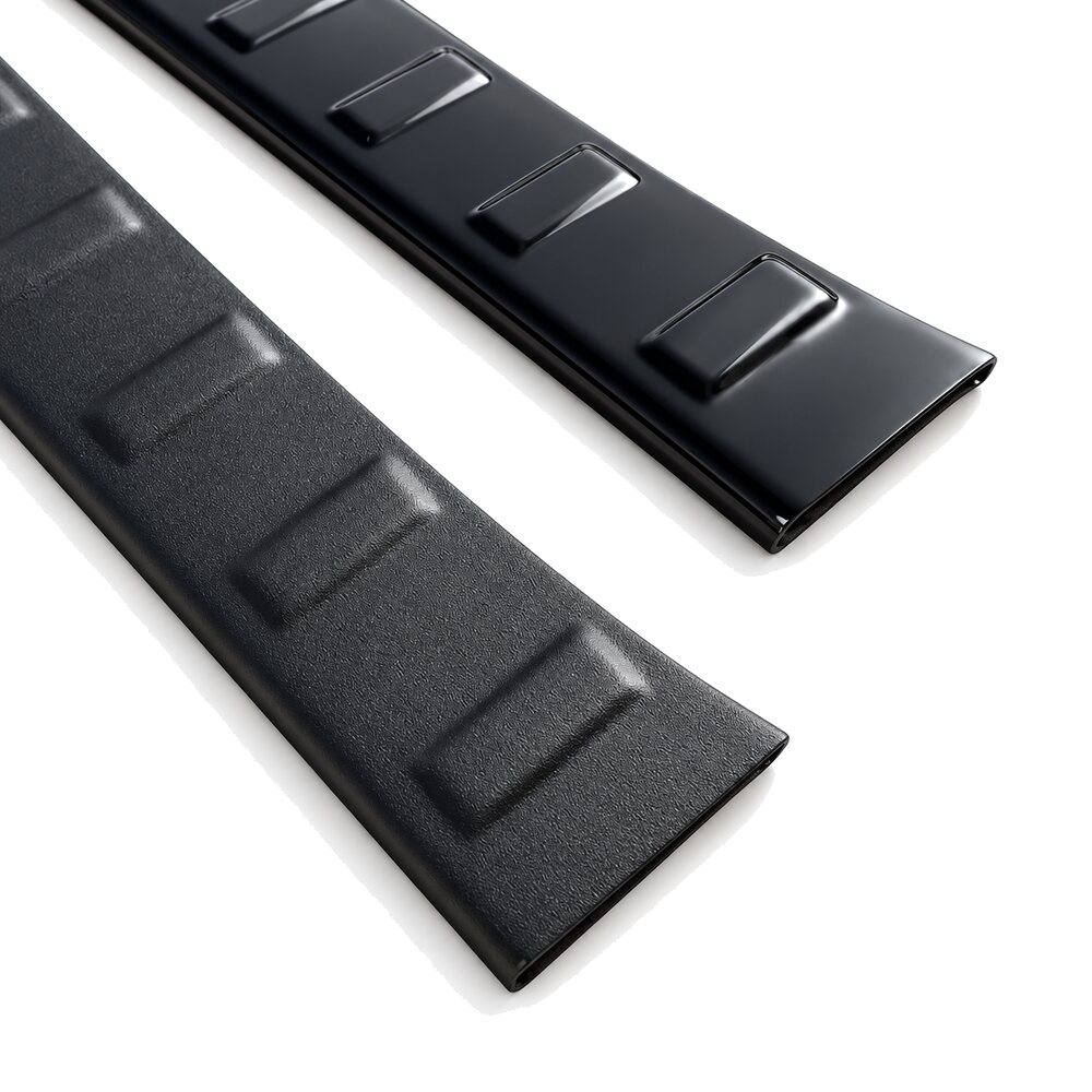 Rear Ribbed Bumper Protector - Mercedes Sprinter (2018-) W907/W910 - Matte or Gloss Black - Image 2